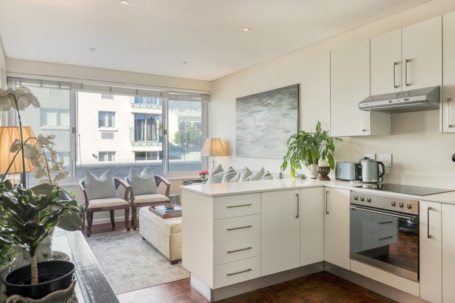 2 Bedroom Property for Sale in Green Point Western Cape